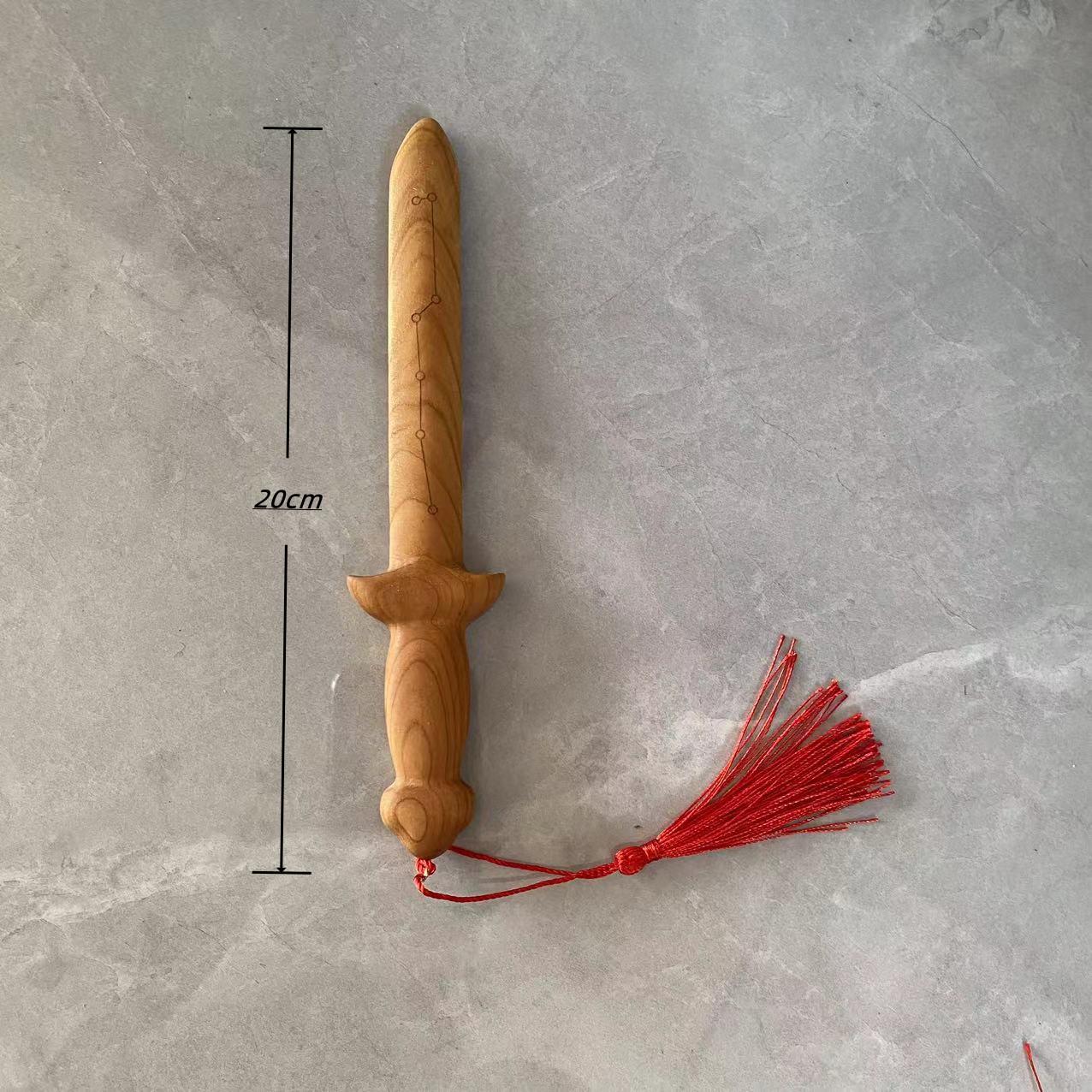 

Меч Семи Звезд из Горного Персикового Дерева - Компактный и Портативный, Доступен в Разных Размерах