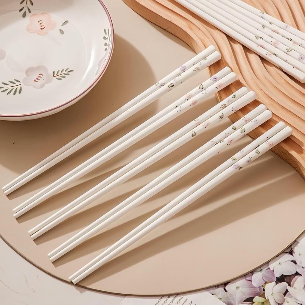Zixuan High-Grade Ceramic Chopsticks: Cute, Eco-Friendly, Durable, and Easy to Clean