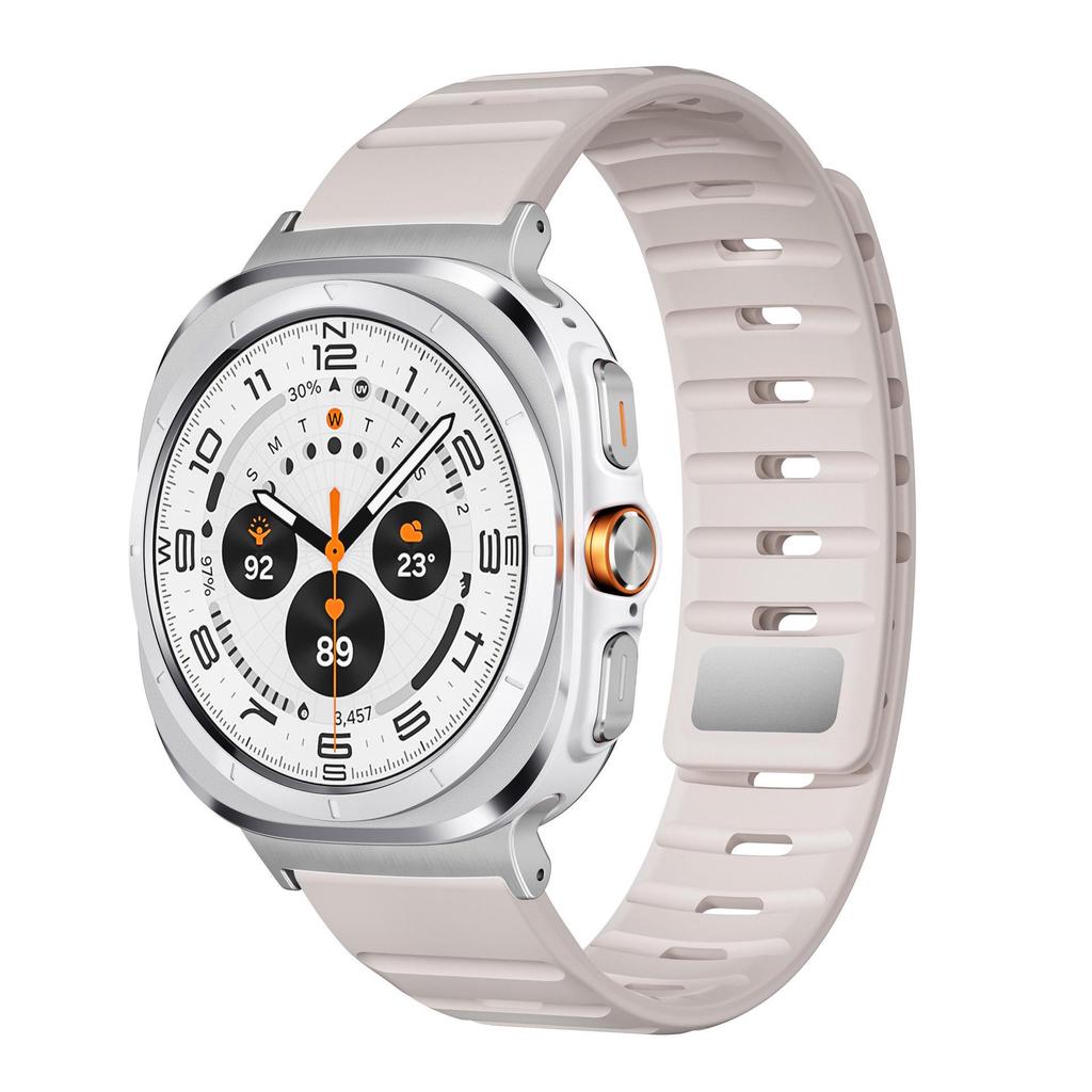 Stylish Silicone Magnetic Strap for Samsung Watch 7 Ultra