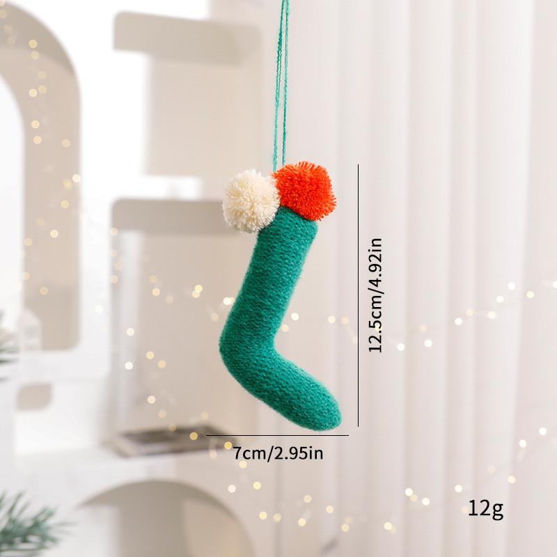

Creative Socks And Plush Ball Pendants Christmas Decoration Props For Winter Holiday Scene And Party Decoration зелёный