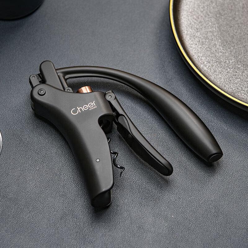 Shaduf Králičí otvírák na víno