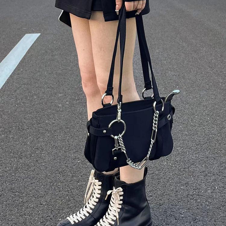 "2025 Elegant Korean Women's Motorcycle Chain Crossbody Shoulder Bag"