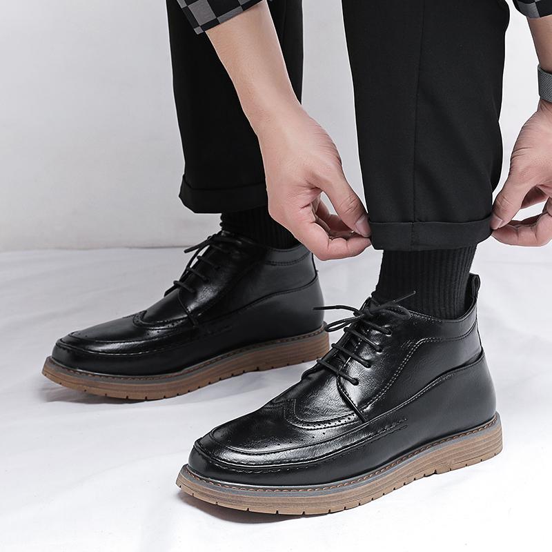 Herrenschuhe Luxusmarke Herren Low Top Freizeitschuhe 2024 Neuankömmling Stiefeletten für Herren Leder Stilvoll Klassische Brogues Herrenschuhe