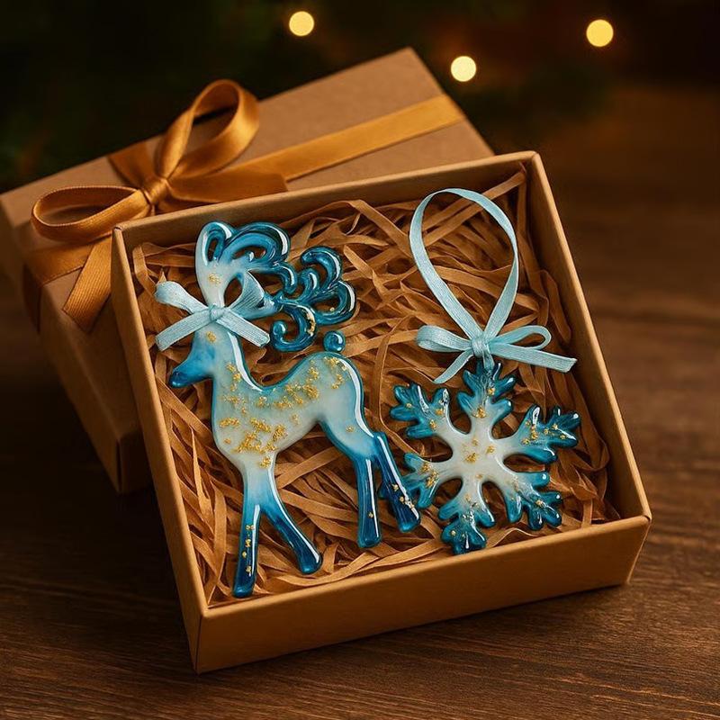 New Blue Handmade Resin Christmas Ornaments Snowflake Elk Pendant Christmas Decoration 2025 Pendant Navidad Gift