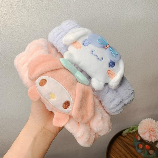 Cute Cinnamoroll High-Elasticity Headband for Women: Perfect for Face Masks, Makeup, and Hair Accessories, with Plush Wristband.