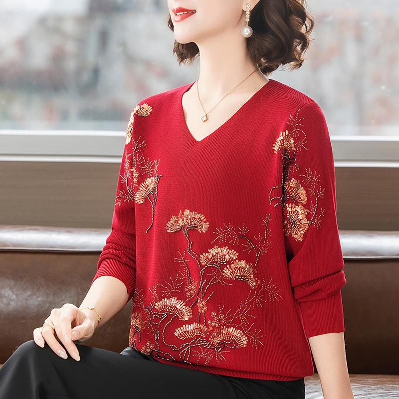 Happy Mother-in-law V-neck Red Knitwear with Handmade Sequin Embroidery - Slimming and Age-Reducing Top for Spring and Autumn