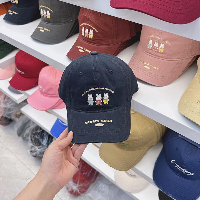 Spring And Autumn Sweet Bunny Embroidered Baseball Cap Women S Big Head Circumference Sunscreen Cap Head circumference 54-59cm тёмно-синий