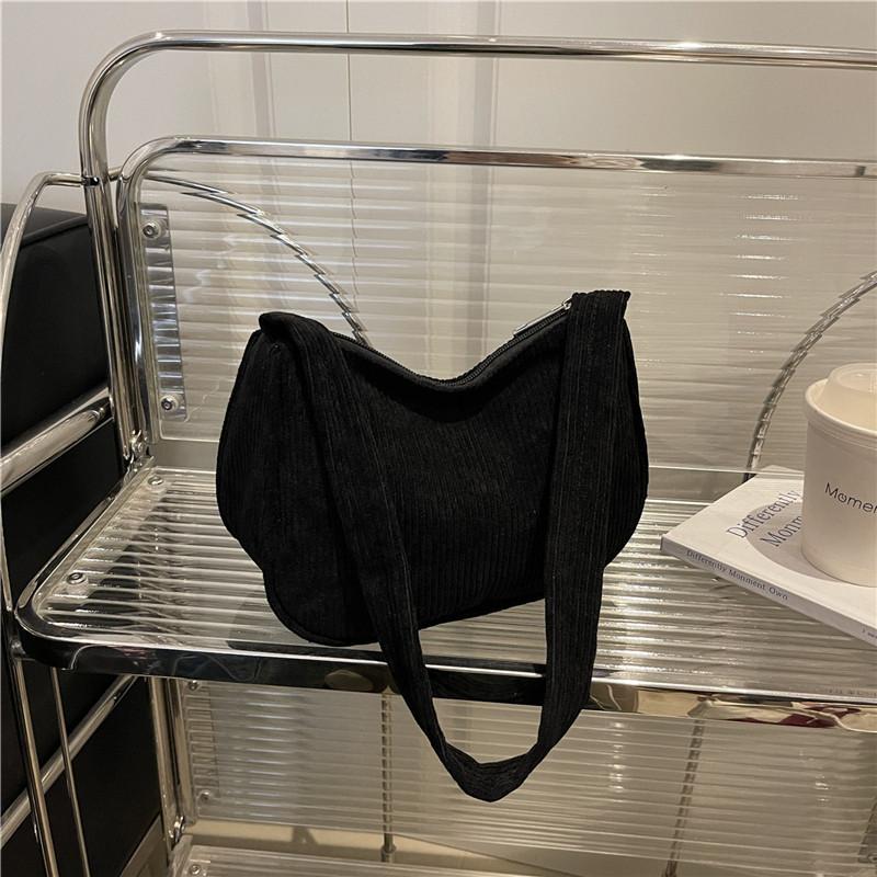 Simple and Retro Casual Large-capacity Underarm Bag, Hand-held Single-shoulder Handbag for Women