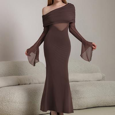Milk Silk Mesh Dress, European and American Sexy Slanted Shoulder Backless Long-sleeved Hip-wrapped Dress