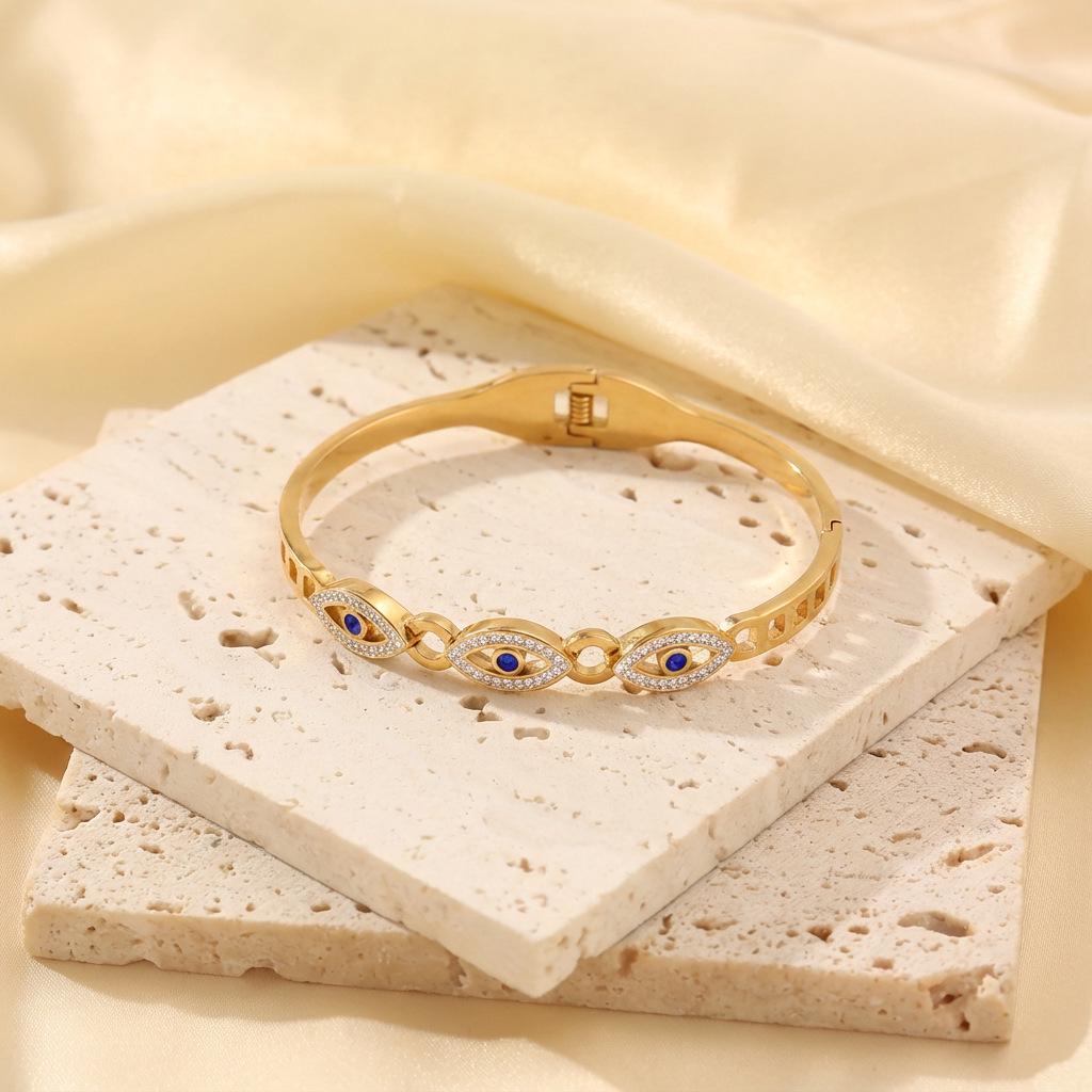 Dämonenauge Titanstahl Strassstein Armband - Modisches Hohl Design