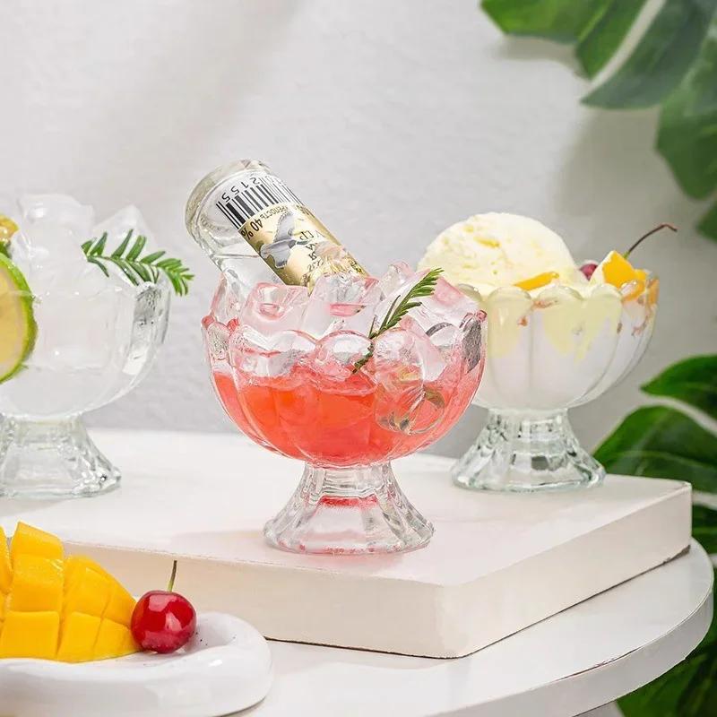 Petal Shape Ice Cream Yogurt Glass Cup Summer Pudding Dessert Cups Snack Nut Fruit Salad Bowl Wine Glass for Home Dessert Shop