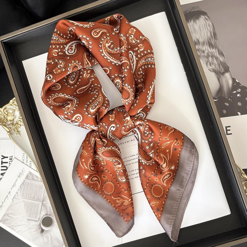 New Literary Fashionable Bandana Imitation Silk 70*70Cm Temperament Square Scarves Women SpringSummer Soft Satin Scarf