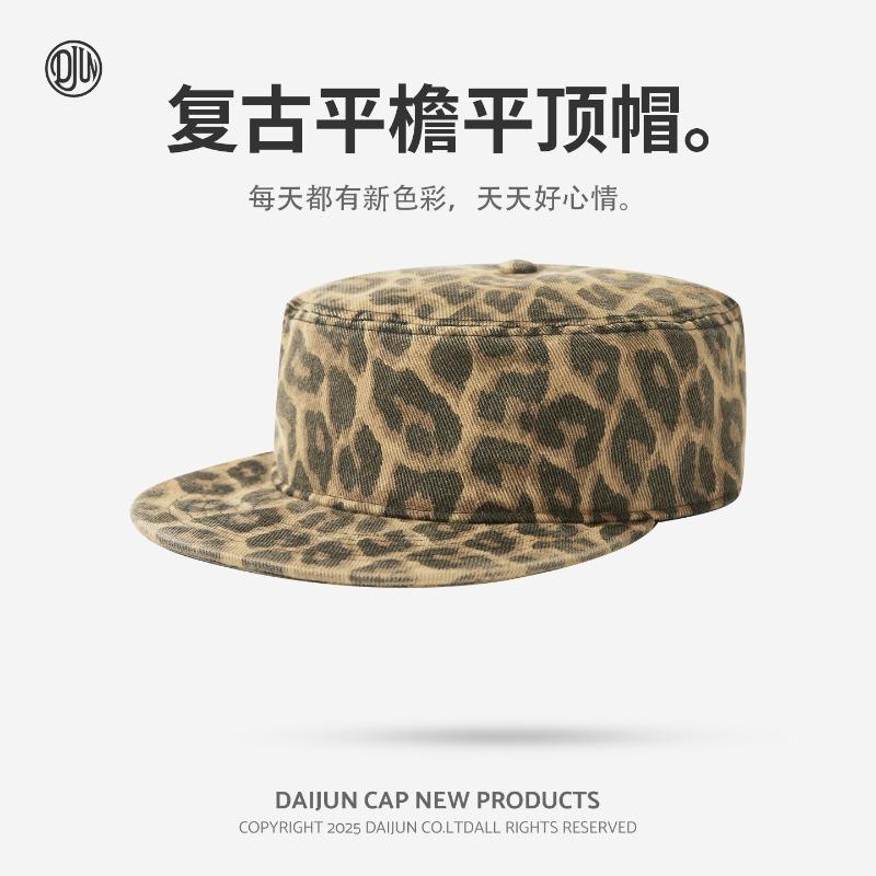 Tide Brand Light Board Flat Top Flat Brim Hat Men's and Women's Fashion Simple Casual Versatile Sunshade Cap