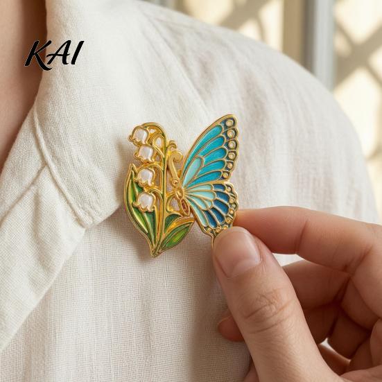 Butterfly Sweaters Brooch Enamel Flower Pin, Floral Badge for Women, Inscet Shaped Pin Coats Scarves