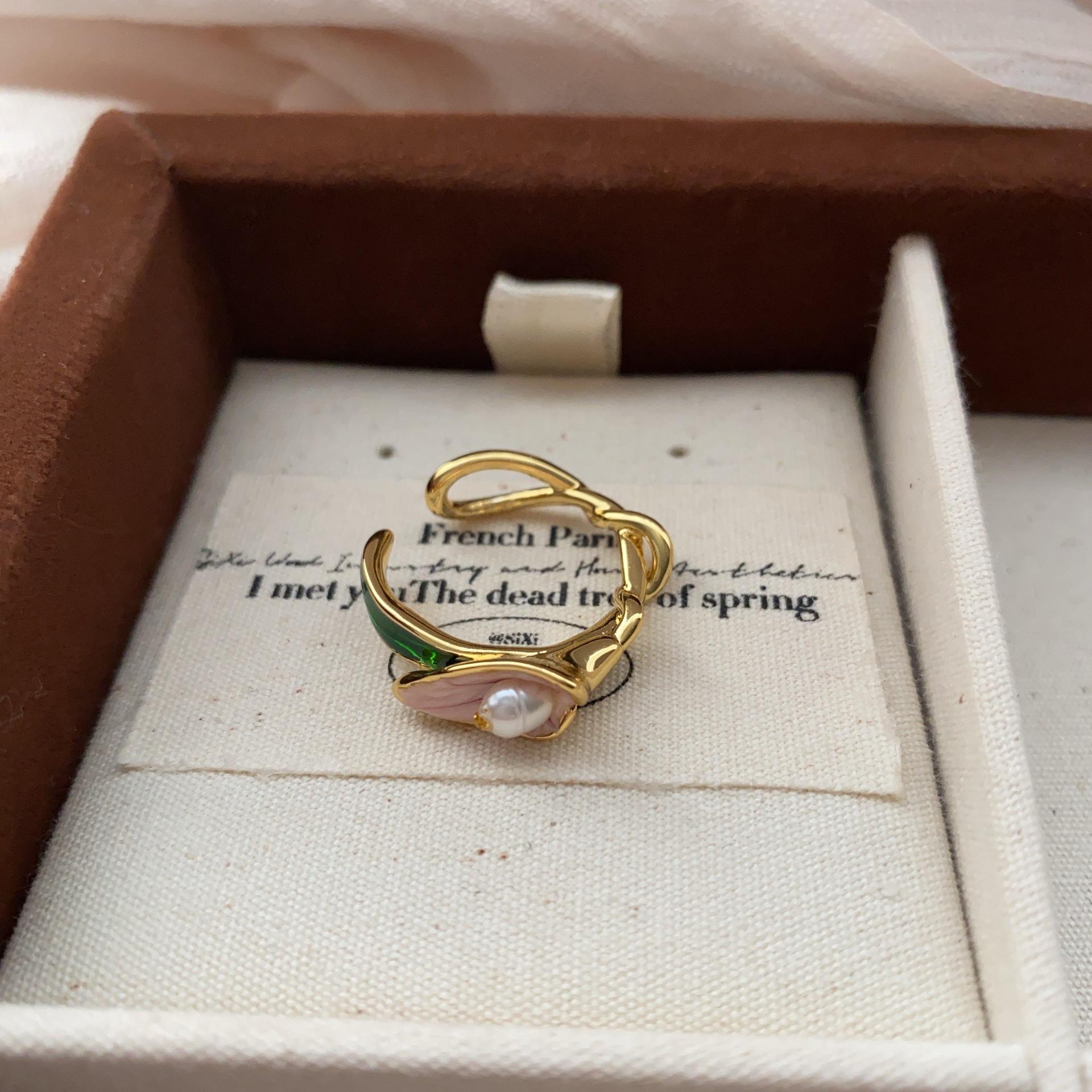 Niche design sense French retro enamel craft natural pearl braid open ring light luxury niche ring women