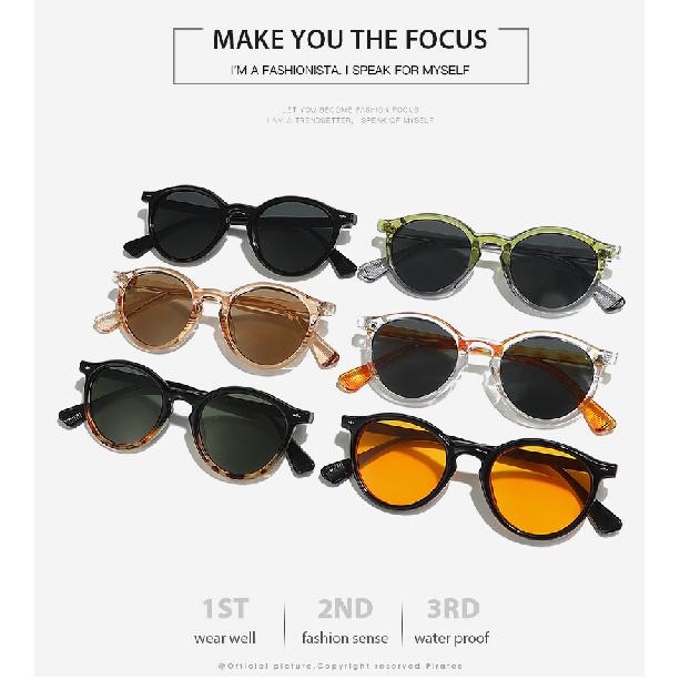 Retro round-frame, plain-lens glasses for women, with blue light blocking, a stylish and vintage design that can be fitted with prescription lenses
