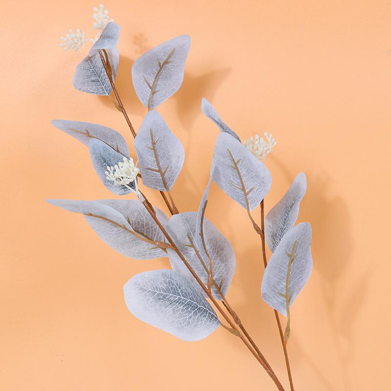 Umělé listy eukalyptu s ovocem a květinami pro domácí nebo svatební dekoraci
