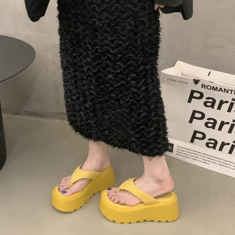 High-heeled thick-soled flip-flops shoes for women's summer new Korean version outer slippers suede fashion cool slippers