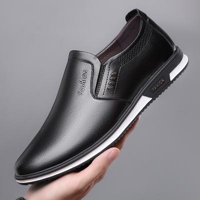 2025 Frühling und Herbst neue Herren Alltags-Freizeitschuhe aus Leder Herren Leder atmungsaktiv weiches Leder weiche Sohle weiße Einzelschuhe 9701