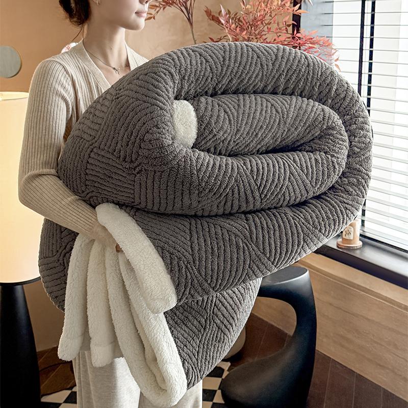 Solid Warmth Jacquard Autumn Winter Blanket Thickened Warm Multi-functional Sofa Blankets Skin Friendly Comfortable Nap Blanket