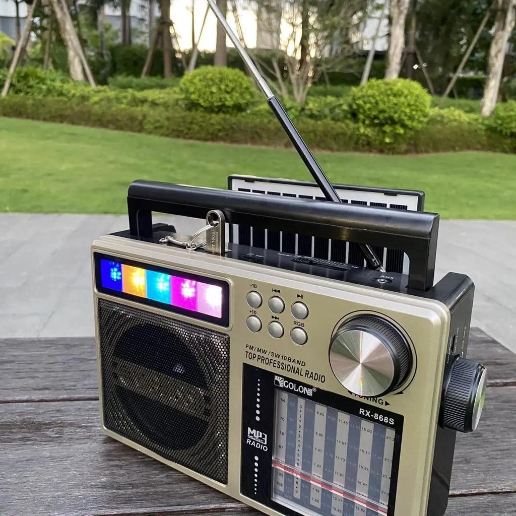 Portable Retro AM/FM/SW Band Radio Receiver Multifunctional Solar Bluetooth Speaker with RGB Light Stereo Sound Audio RX-868S