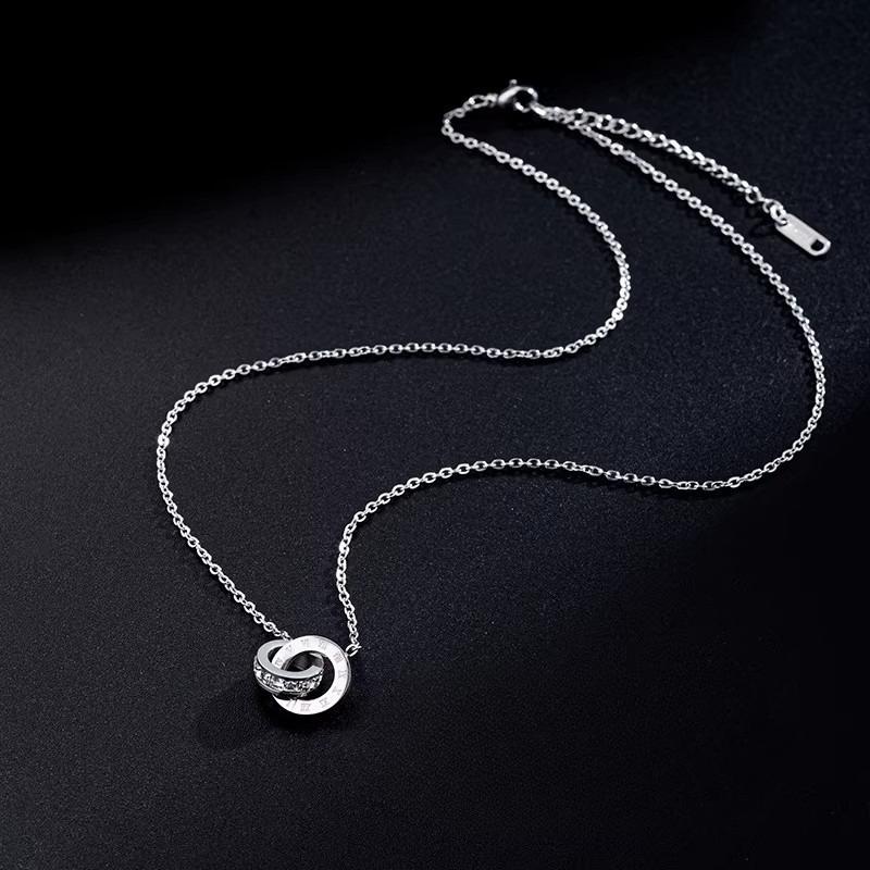 Double-ring Zirconia Necklace, Exclusive Collar Chain, Luxurious and High-end Style, Titanium Steel, Versatile for Men's Pendants