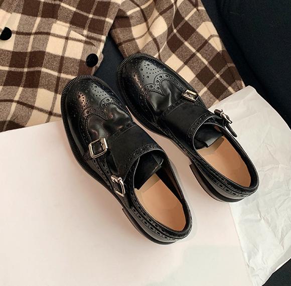 

Модные британские туфли дерби с двойной пряжкой, женские резные балетки оксфорды в стиле пэчворк, маленькие кожаные туфли, женские универсальные кроссовки Traf 35