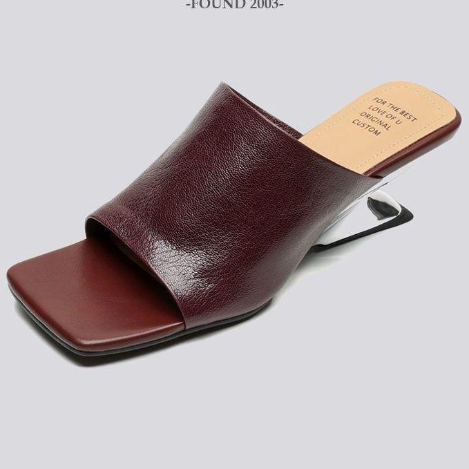 

Extravagant girl niche fashion one-word slippers for women to wear summer new models, absolutely absolute child, foreign style, medium heel temperamen 40 красный