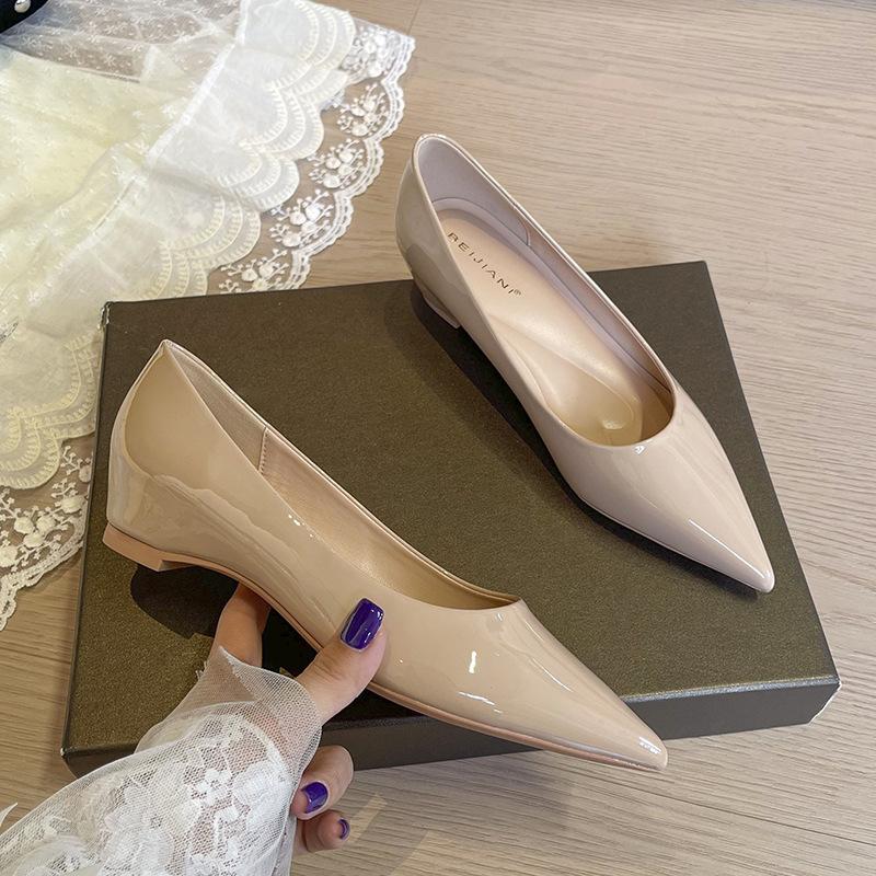 

Small inner height increase single shoes women s wedge heel pointed commuting versatile shallow mouth work shoes soft leather CM 40 абрикосовий