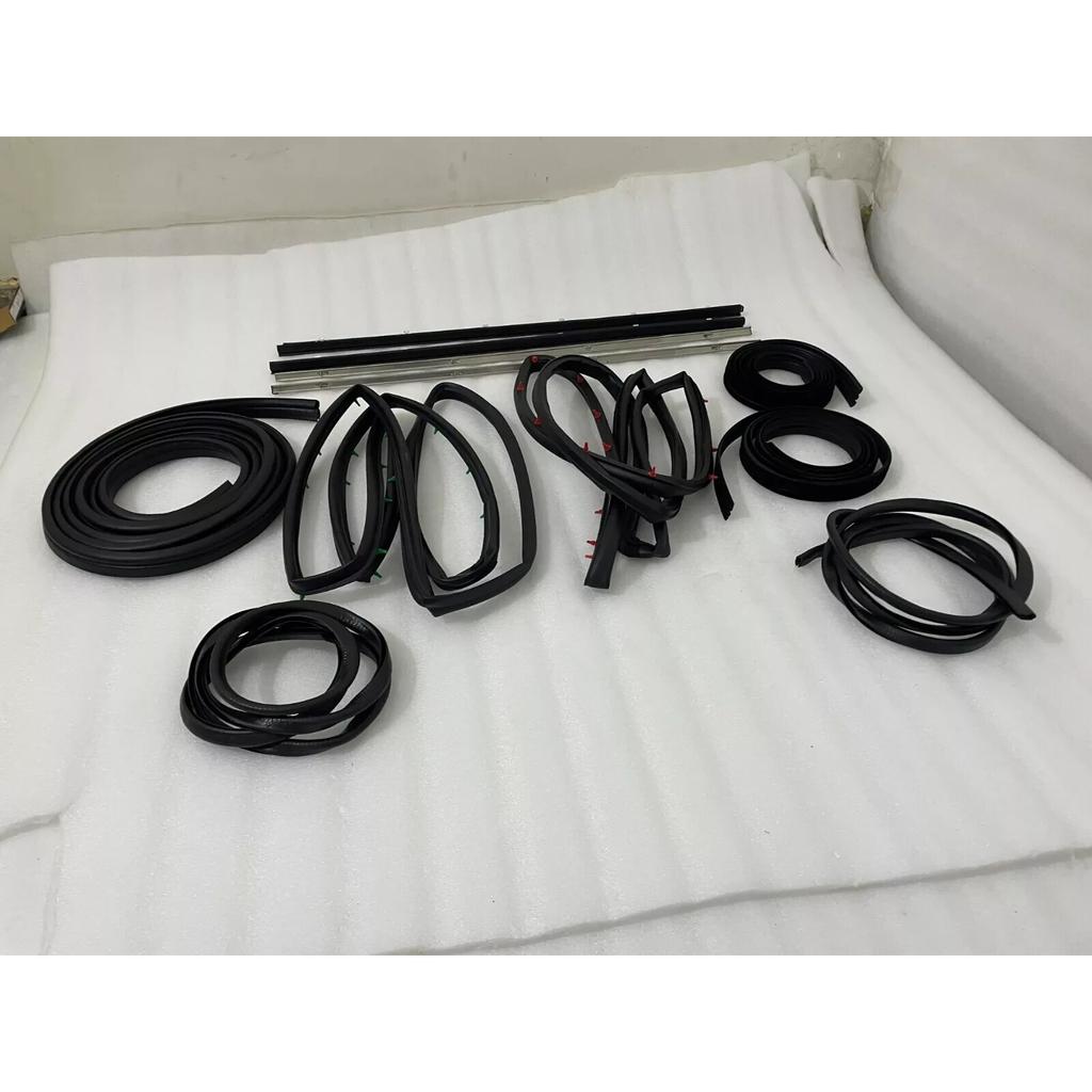 Suzuki Samurai SJ410 SJ413 Door Window Trim Molding Seal Garnish Whisker |Fit