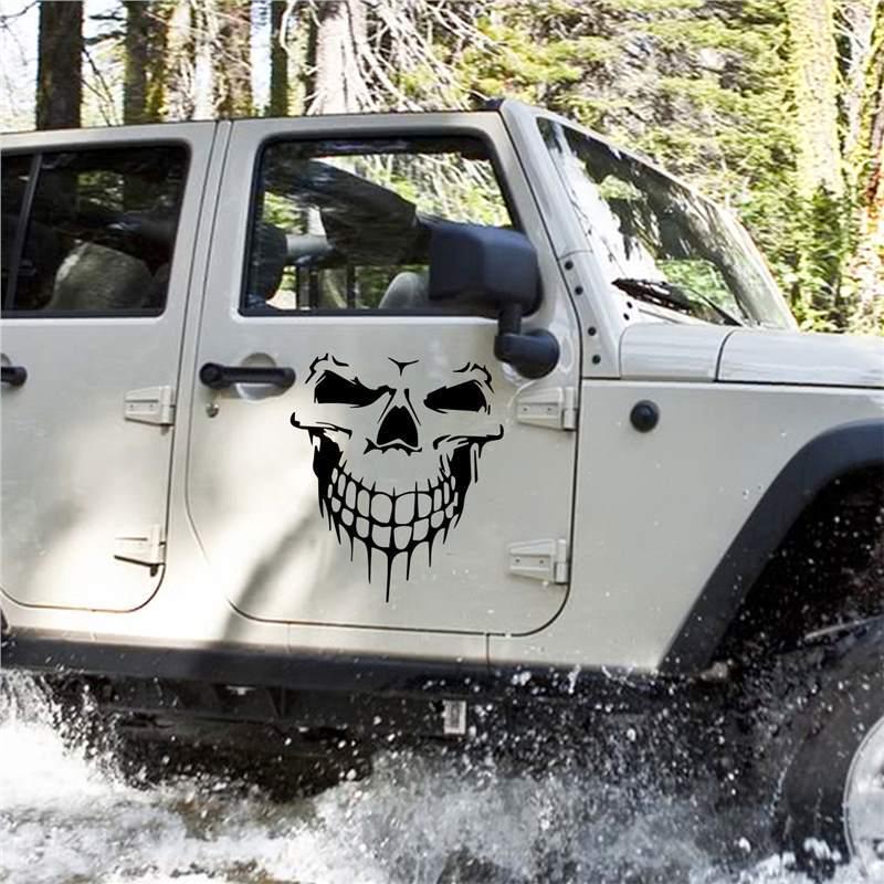 Beliebter Totenkopf Reflektierender Autoaufkleber für Tankdeckel-, Fenster- und Motorhaubendekoration