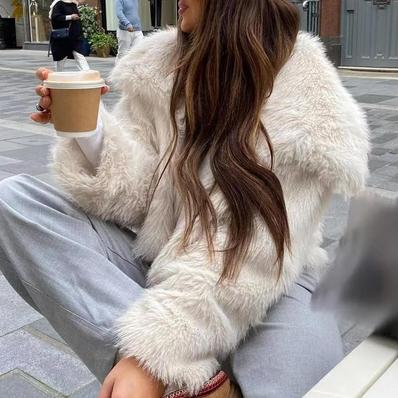 Woman Outerwears Cropped Faux Fur Coat Women Autumn Fluffy Plush Black Jacket Warm Winter Women's Coats Furry Solid Coats
