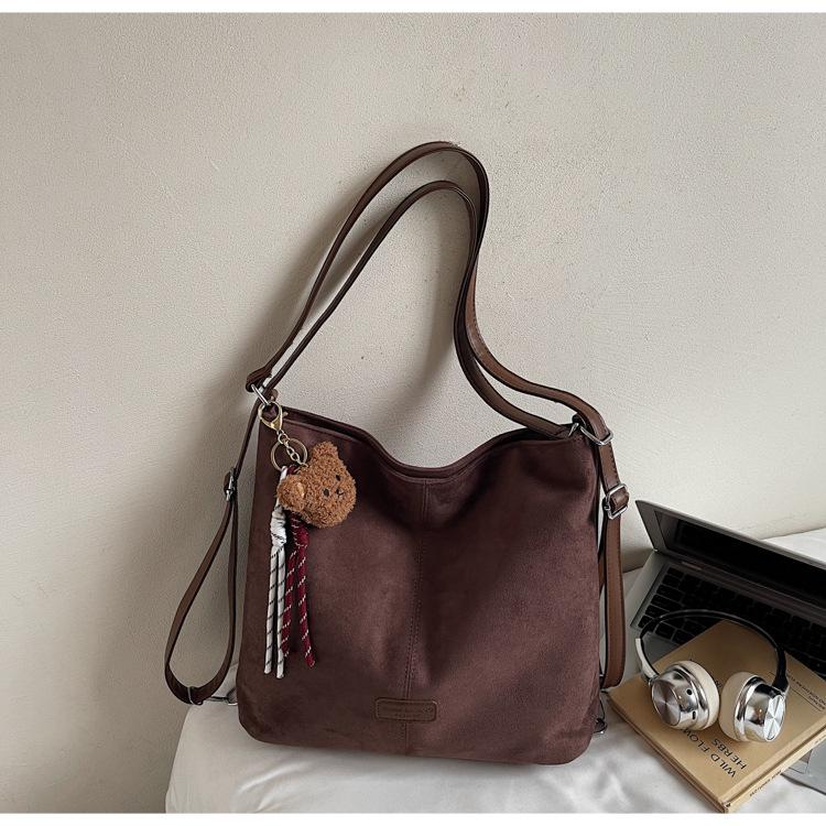 

Premium sense retro backpack women s autumn 2025 commuter messenger bag large capacity tote bag shoulder bag темно-коричневого