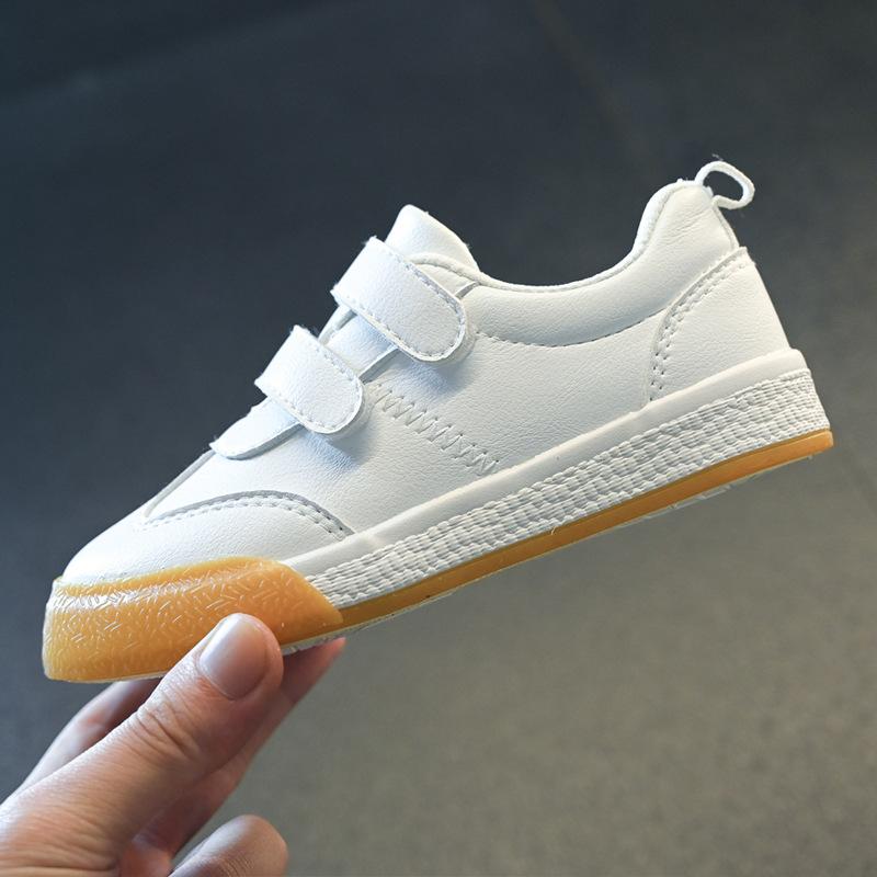Spring and Autumn New Boys and Girls Soft Bottom Skateboard Shoes Fashion Brand Kindergarten Indoor Shoes