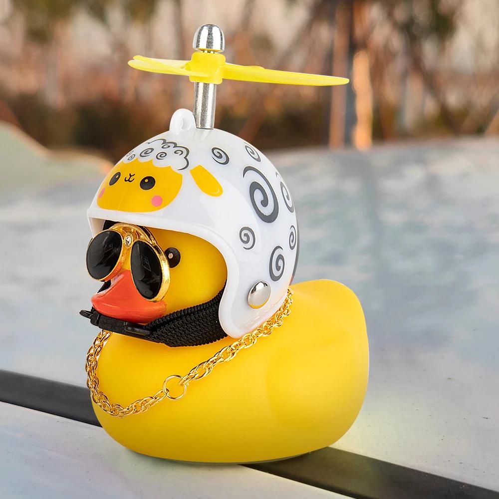 Car Interior Duck Decor Shaking Head Duck Ornament - Car Bobble Head Dog Dashboard Decoration For Dashboard Desk Decoration 'Car To Bedroom
