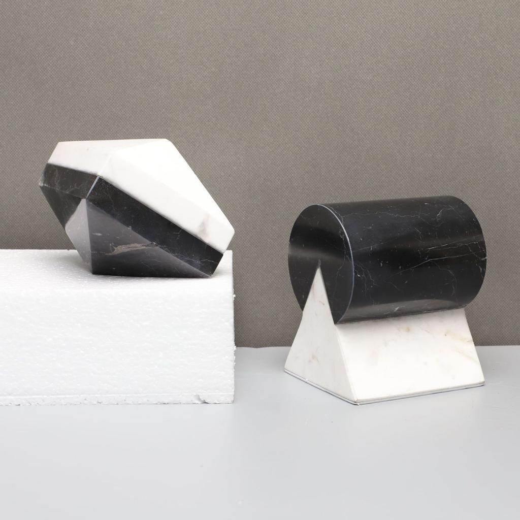 Geometrische Marmorskulptur Schwarz-Weiß-Marmor-Spleißung Geometrischer Block Halbkreis Dekorationsfiguren Heimdekoration