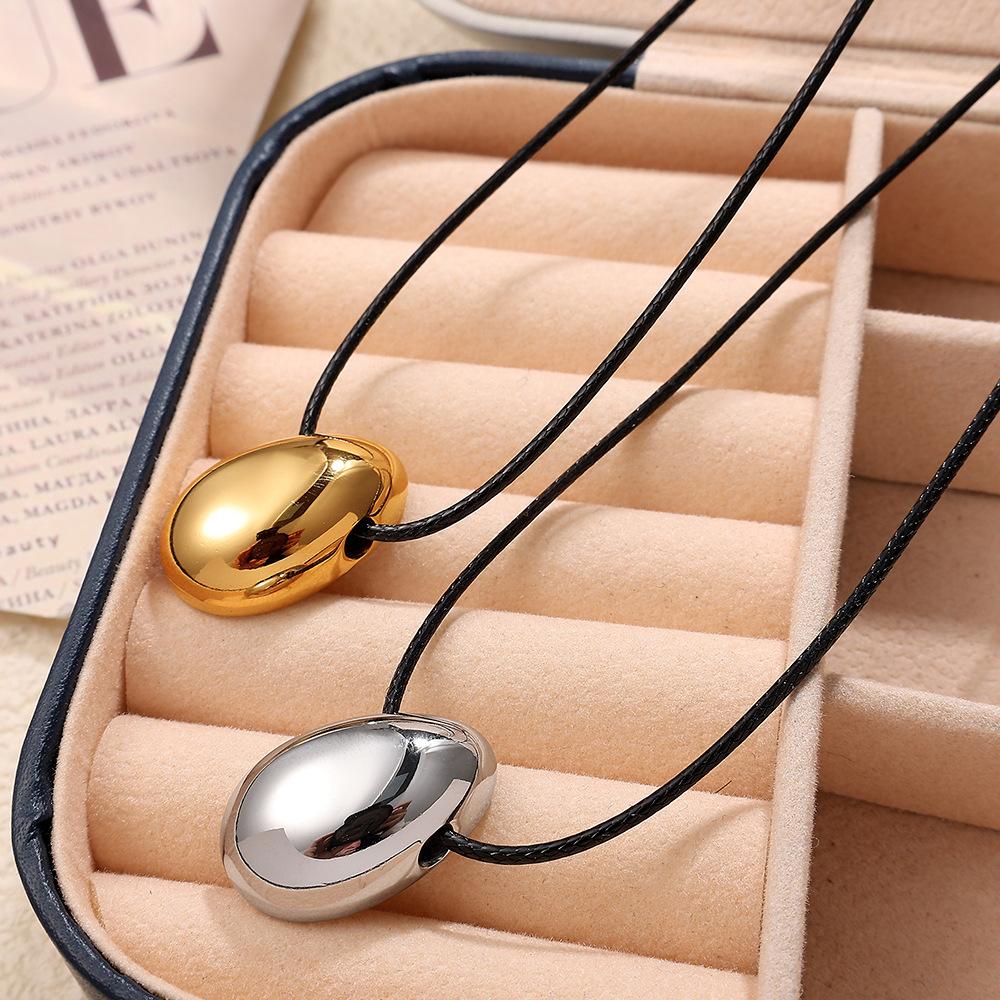 Female Simple Pull Adjustment Black Rope High-End Long Necklace Leather Rope Smooth Surface Exaggerated Water Drop Large Sweater Chain Male