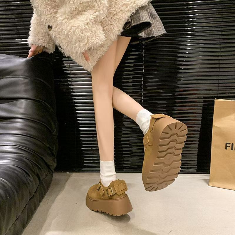 2025 autumn new popular Maillard small man height increase versatile casual shoes light one pedal loafers