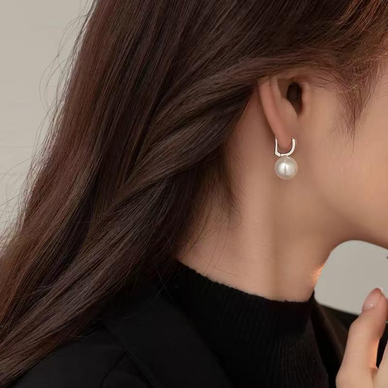 

2024 Горячие Продажи Высококлассные Нишевые Жемчужные Серьги - Серебро 925 пробы