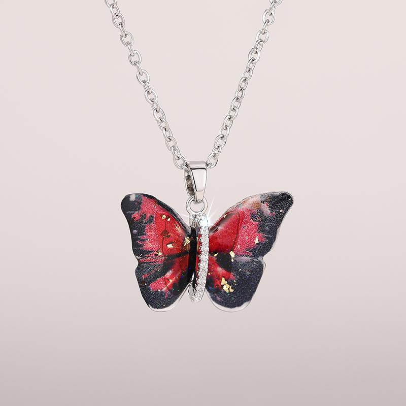 Butterfly Pendant Necklace for Women Fashion Party Daily Cute Animal Accessories Inlaid Bright CZ Versatile Lady Jewelry