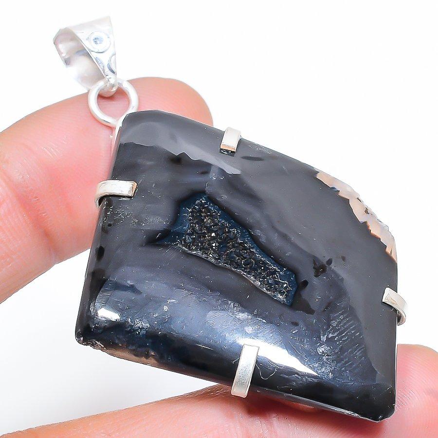 

Подвеска из стерлингового серебра 925 пробы с натуральным черным драгоценным камнем Ботсвана Друзы 2,29 дюйма t7H14