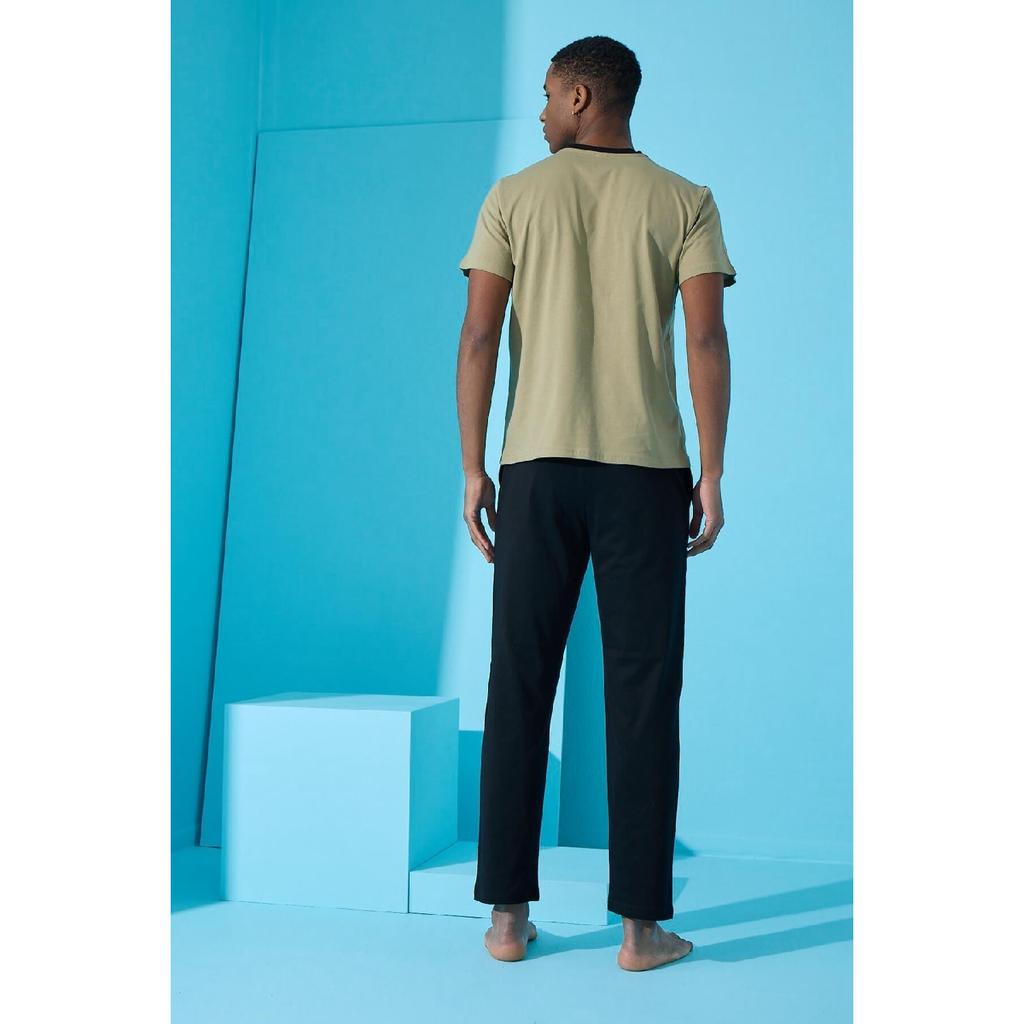 Khakifarbenes Sleepy-Pyjama-Set mit kurzen Ärmeln und sechs langen Ärmeln für Herren