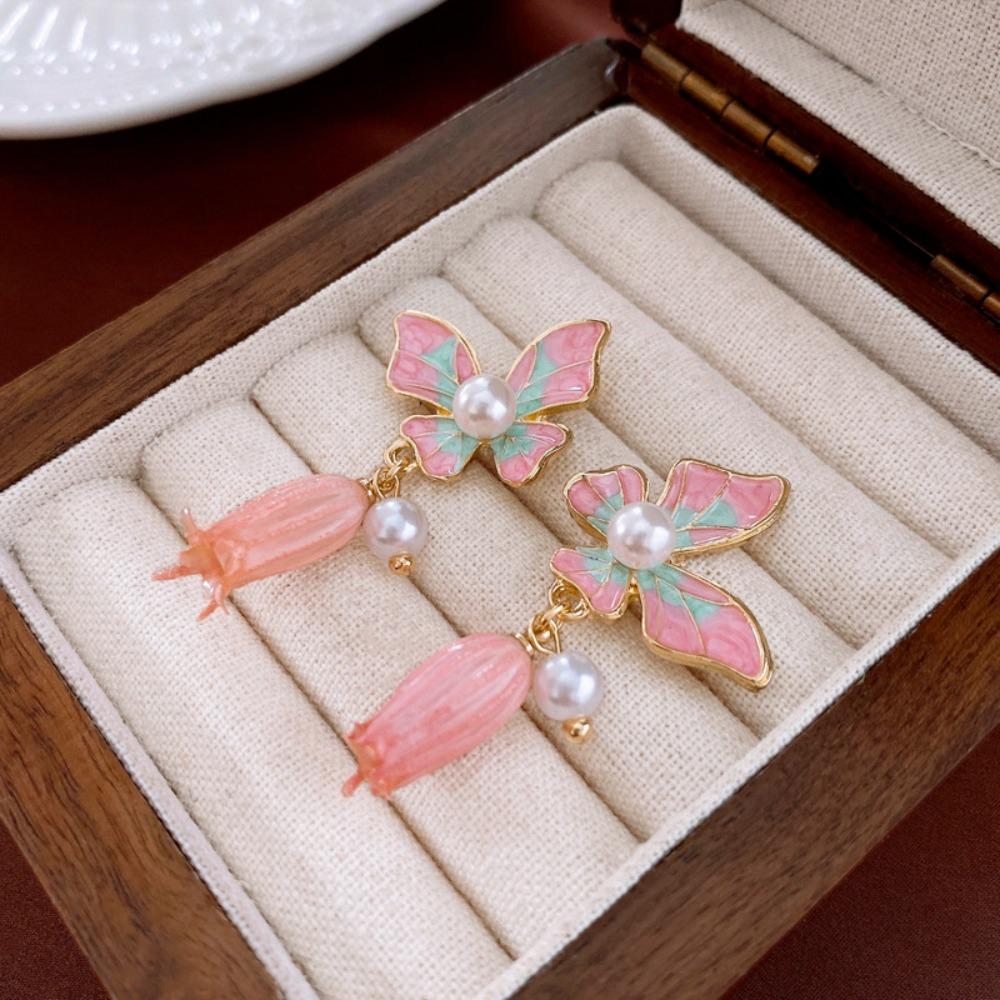Light Luxury Butterfly Earrings Oil Drop Sweet Stud Earrings Elegant Vintage Earrings Women  Party