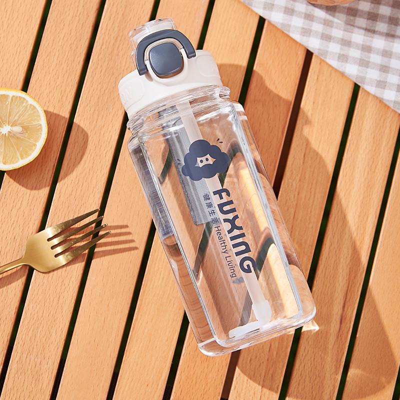 Outdoor Sports Water Bottle With Large Capacity And Reusable Pc Material For Fitness And Travel