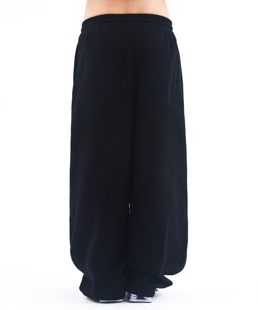 AMES-WORLDWIDE Basic Small Logo Sweat Pants Black