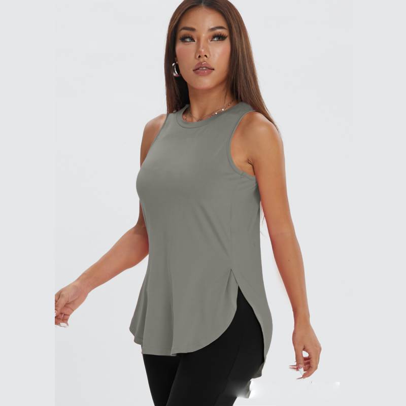 Workout Tank Top For Women With Side Slits Polyester Fabric For Yoga And Running