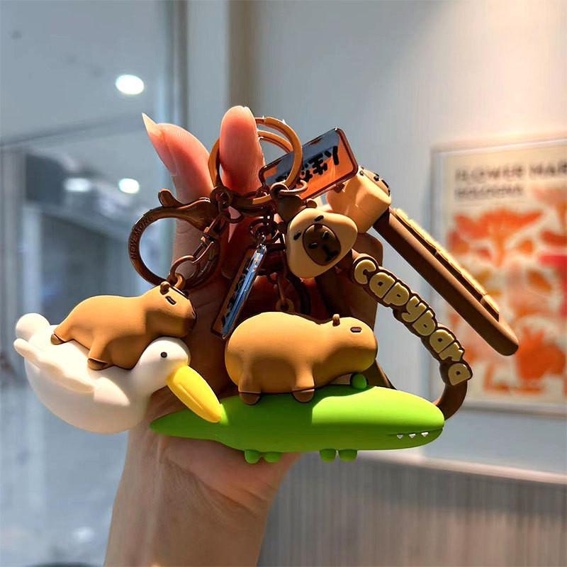 Adorable Capybara Keychain Creative Cartoon Couple Car Key Charm Cute Gift