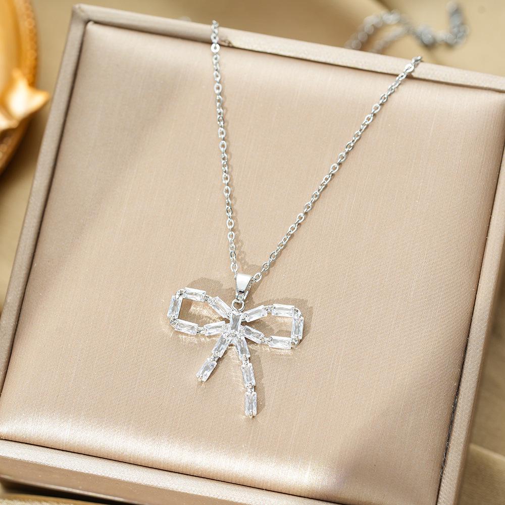 Titanium Steel Zircon Butterfly Pendant Necklace - Simple & Versatile Clavicle Accessory