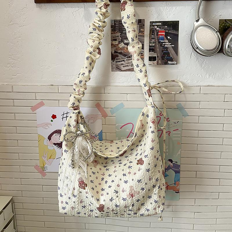 Cute Crossbody Bag Women's New Japanese Fashion Print Cloud Bag Lightweight and Versatile Shoulder Bag Student Shoulder Bag