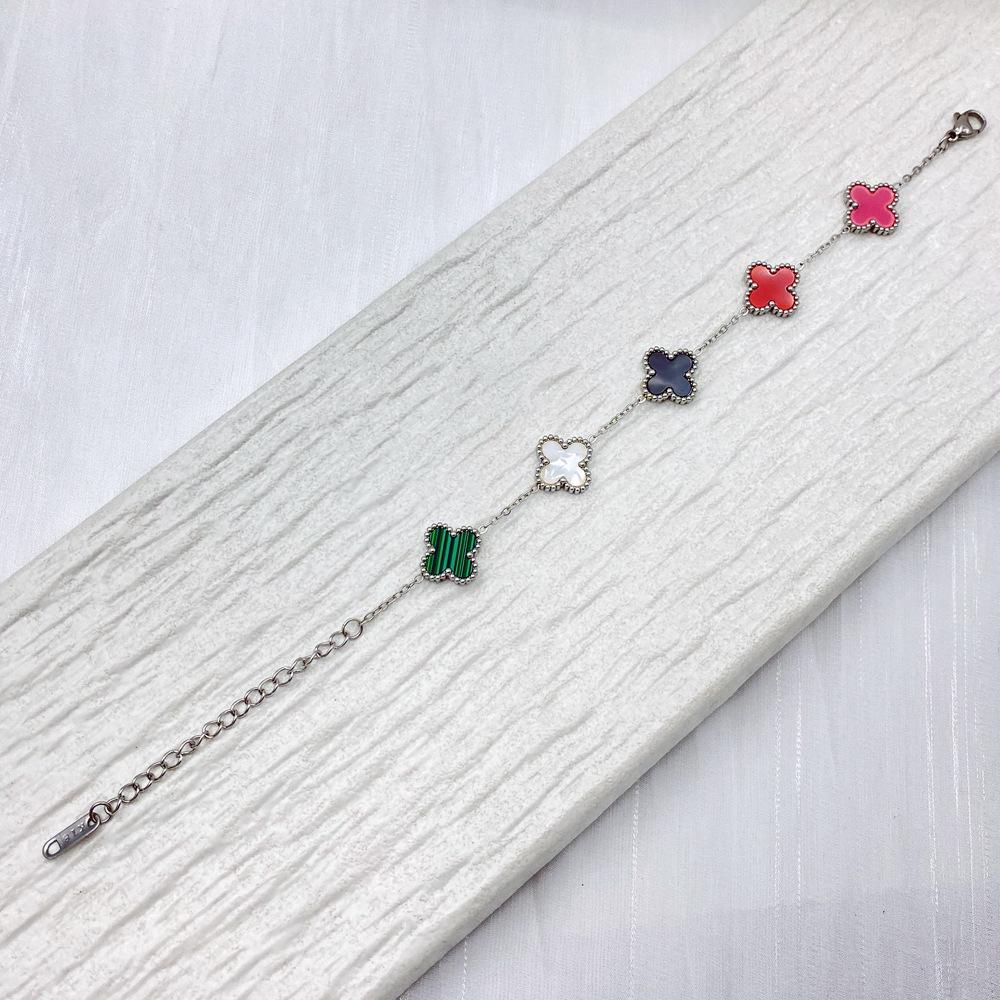 13MM Silbernes vierblättriges Kleeblatt Titanarmband - Doppelseitig, kein Ausbleichen